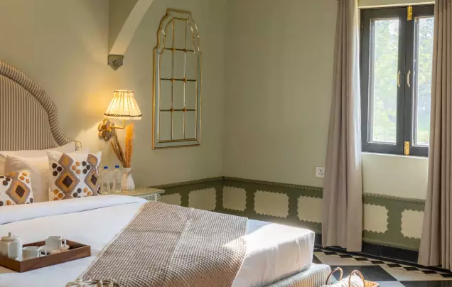 Daulatgarh Resort & Spa 