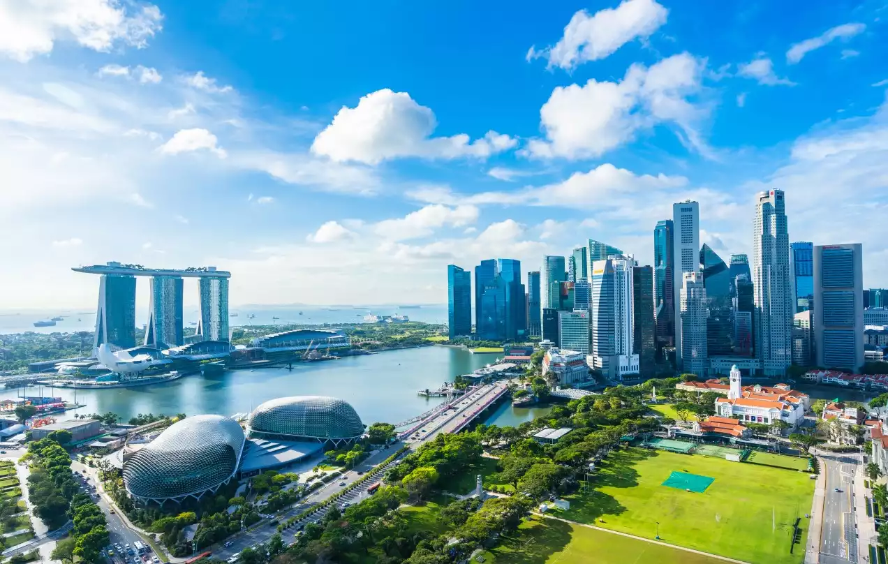 Days 1-2: Arrive in Singapore