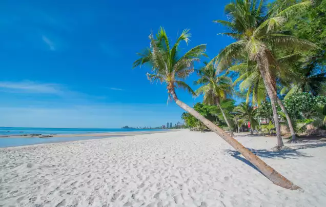 Day 1: Arrive Hua Hin