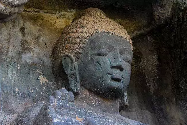 Two of India&rsquo;s cultural treasures, these cave complexes are full of ancient and intricate frescoes and carvings by Buddhist, Jain and Hindu monks. 