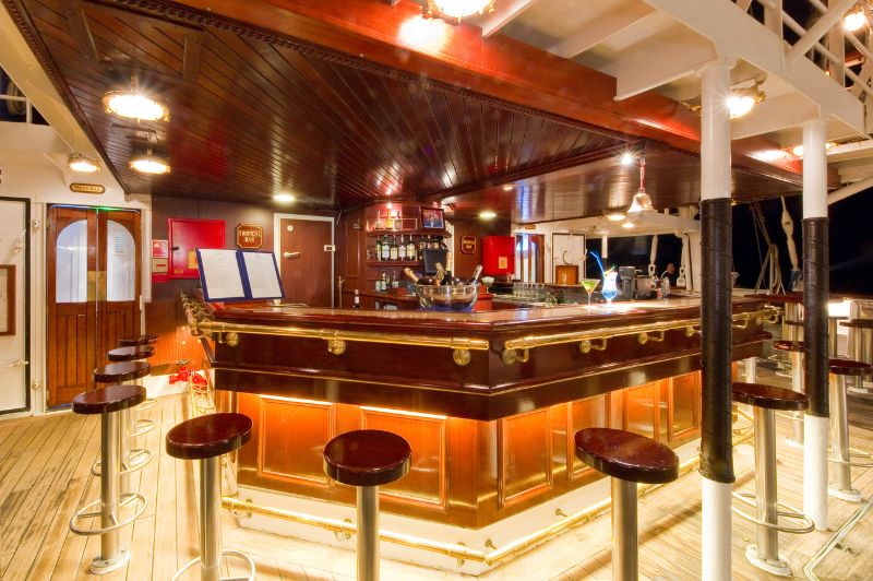 Tropical Bar