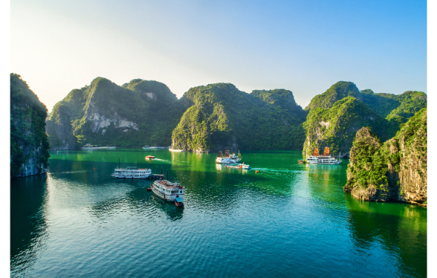 Days 9-10: Halong Bay