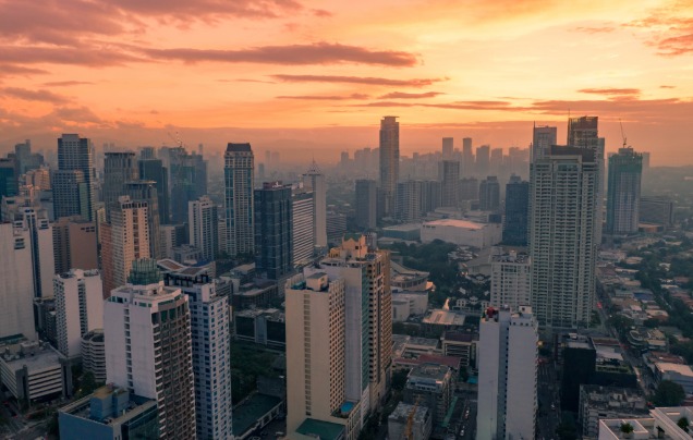 Days 1-2: Fly to Manila