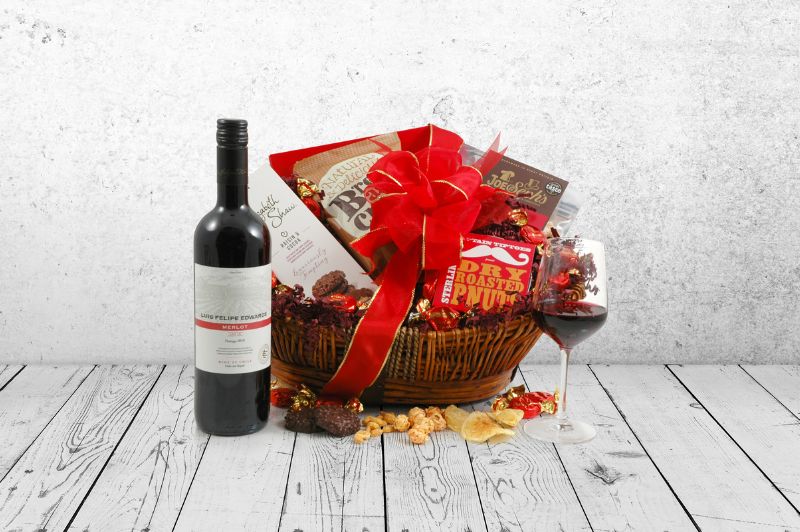 Free Luxury Hamper