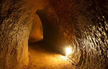 Day 3 Cu Chi Tunnels & Saigon